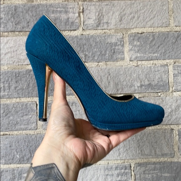 SPRING Teal and gold pinup heels - Picture 8 of 15